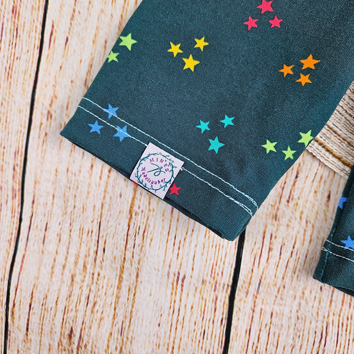 Caprihose/Radlerhose bunte Sterne mit weichem Bauchbündchen