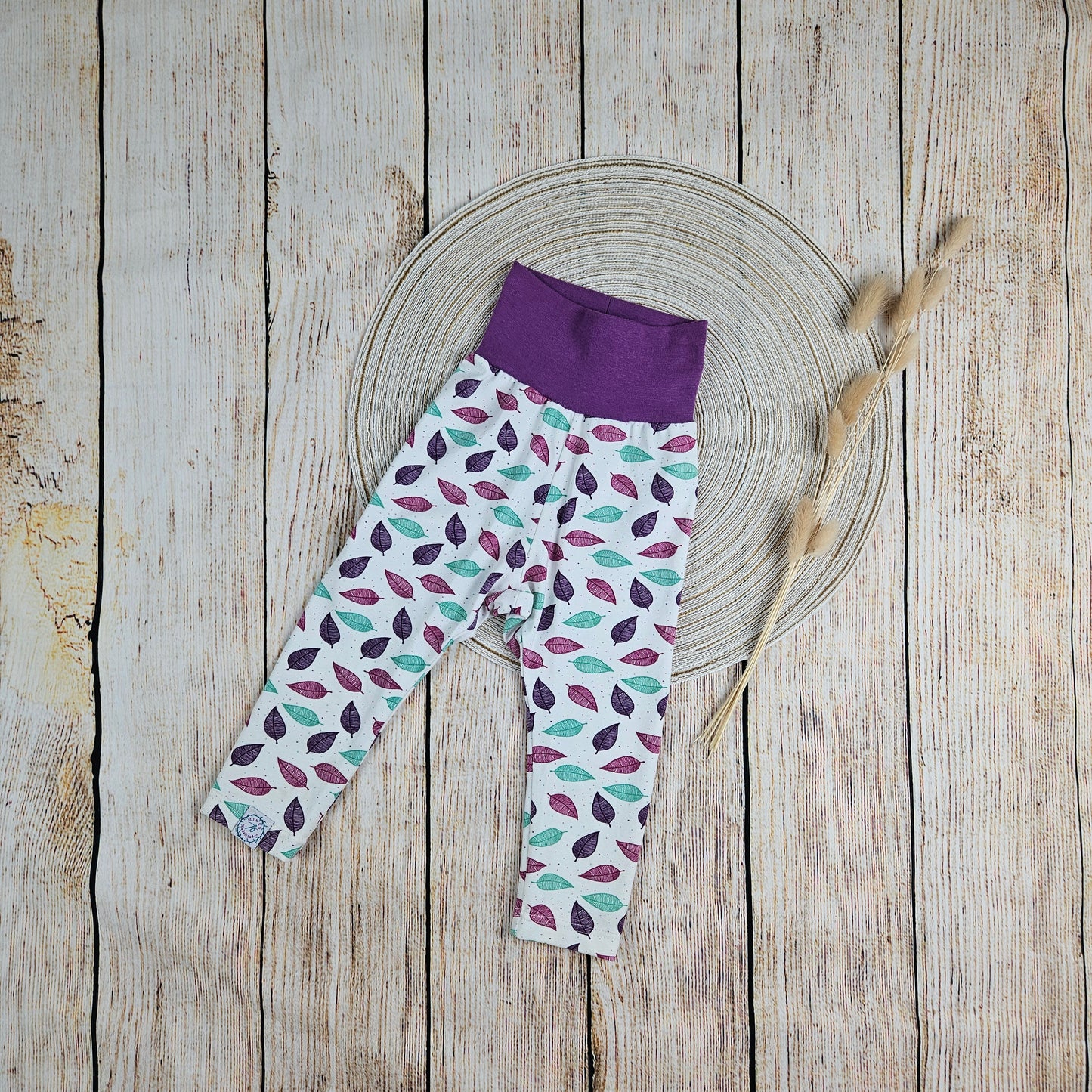 Leggings Blätter türkis/lila mit weichem Bauchbund