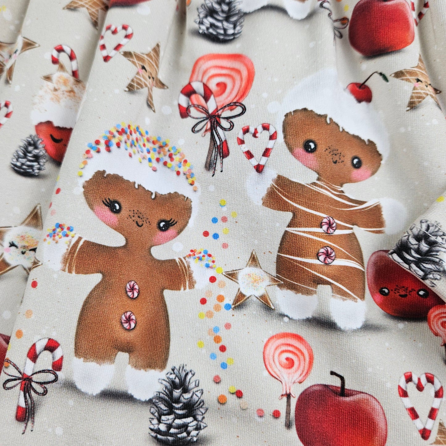 Knopftunika mit süßen Lebkuchenmännchen