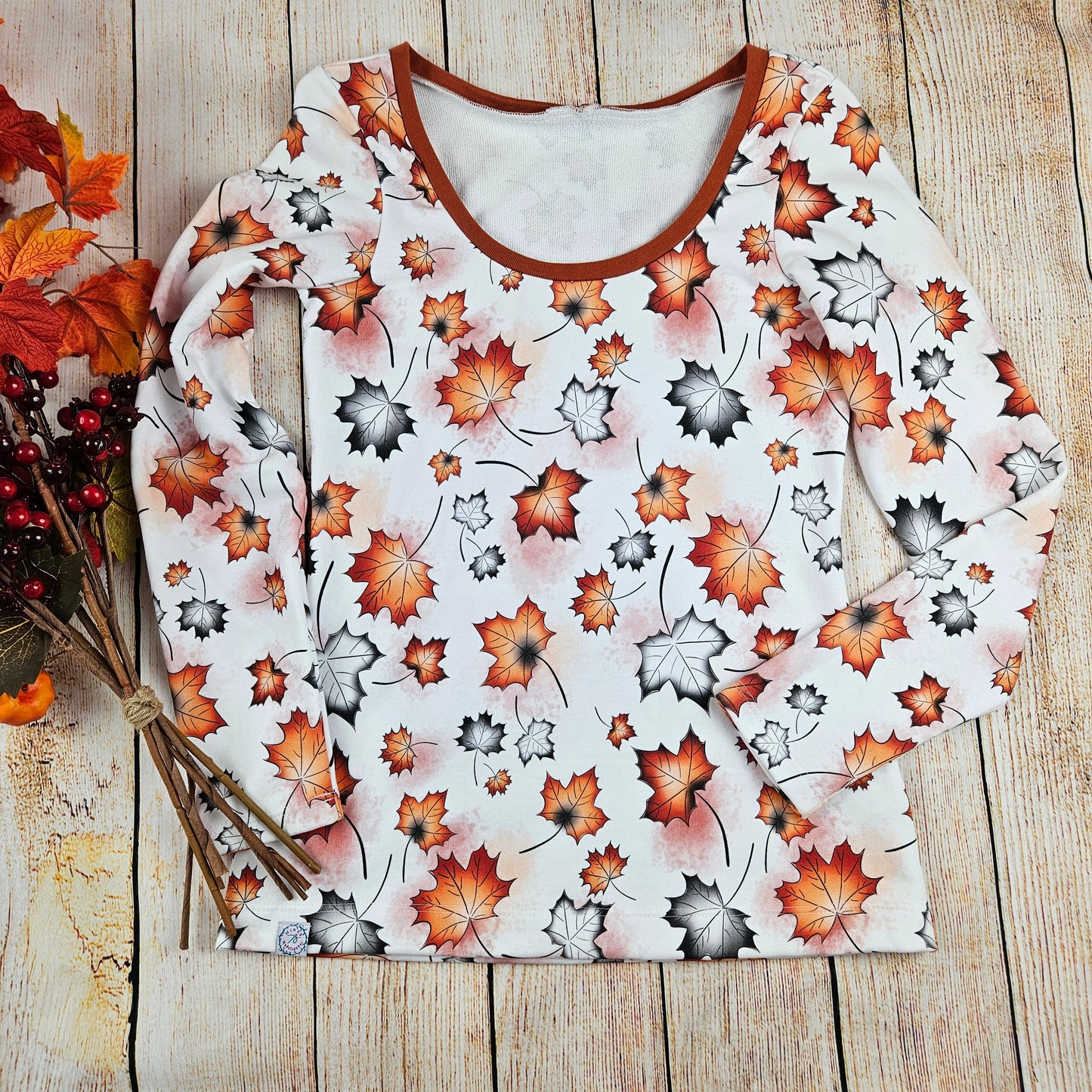 Damen Basicshirt Herbstblätter