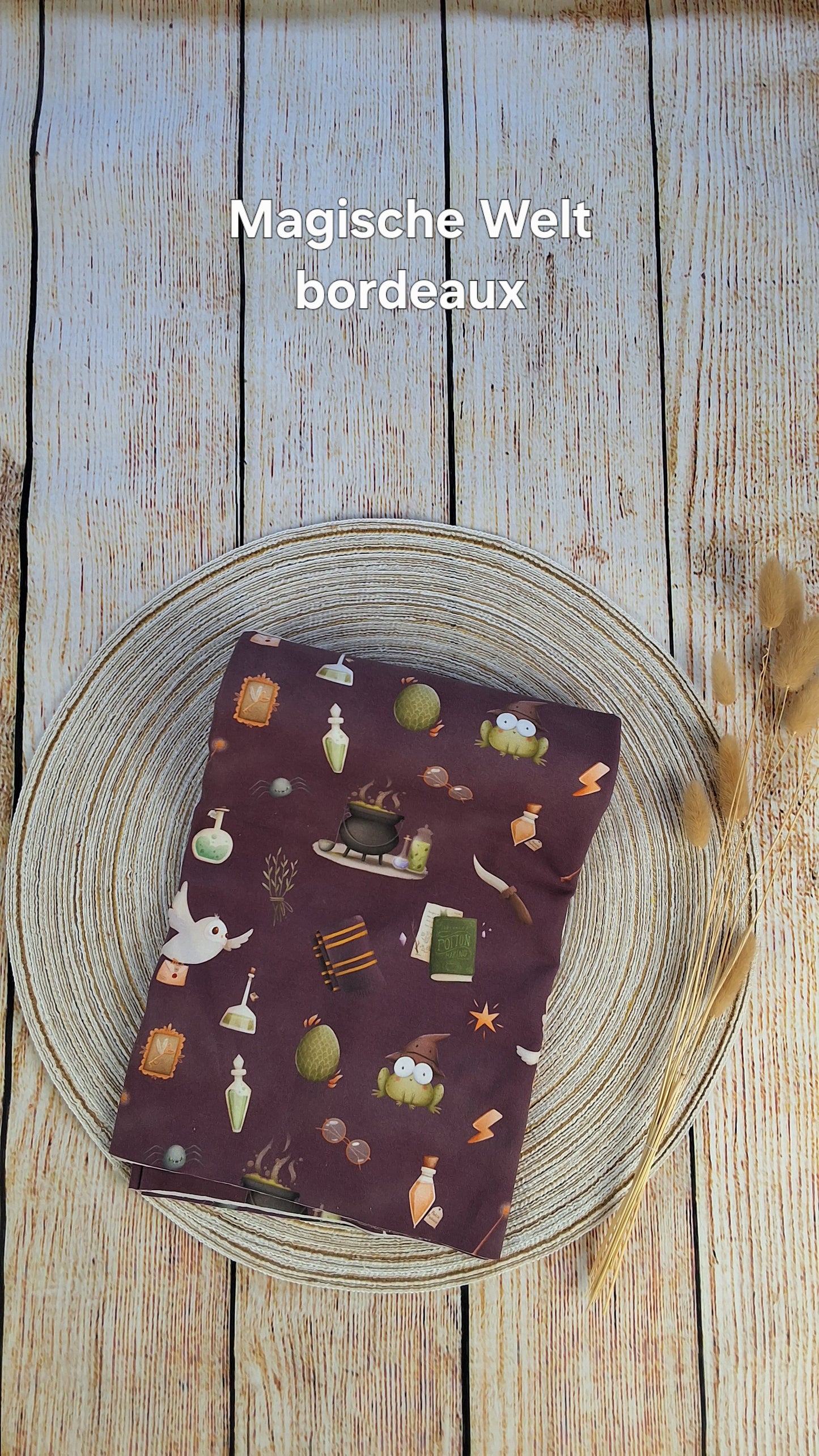 Baumwolljersey Röllchen 0,5 Meter magische Welt bordaeux