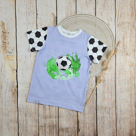 Basicshirt mit Fußball