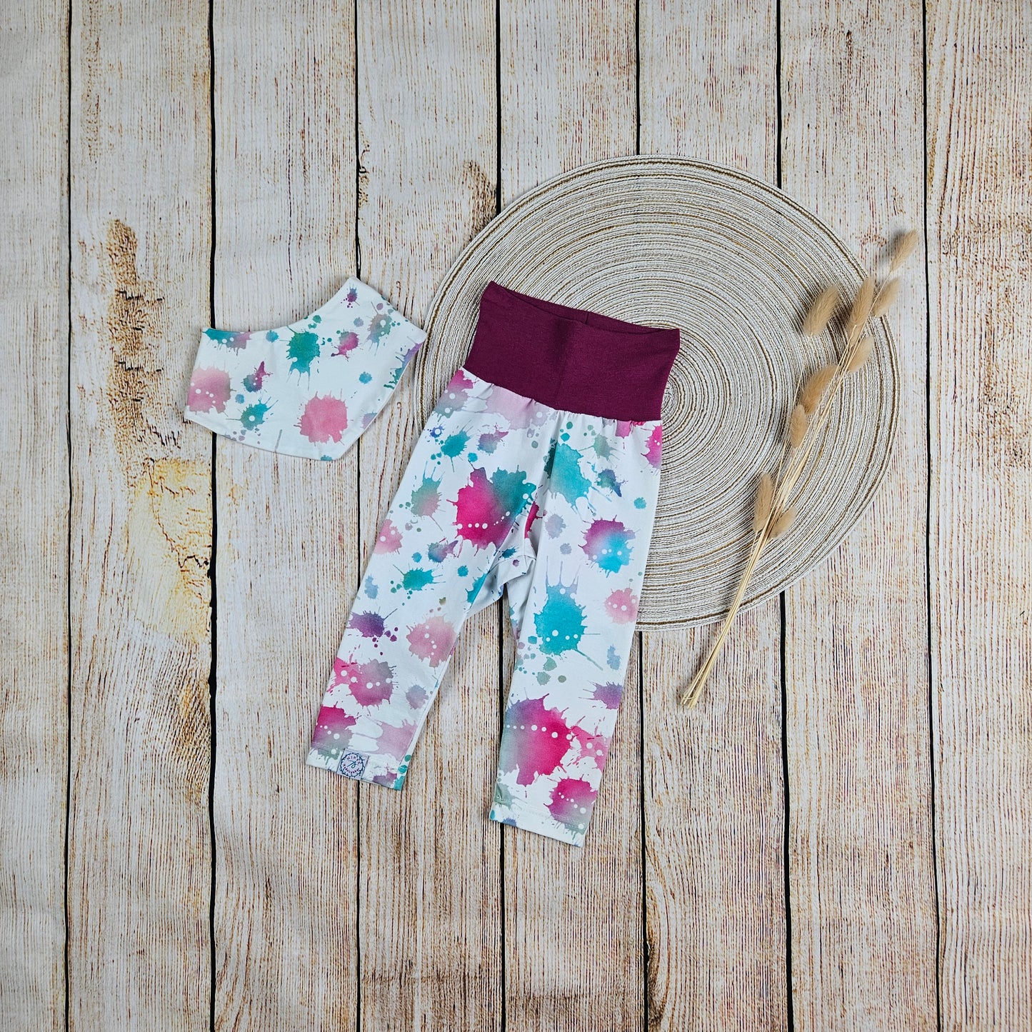 Babyset Splash Leggings mit passendem Dreieckstuch