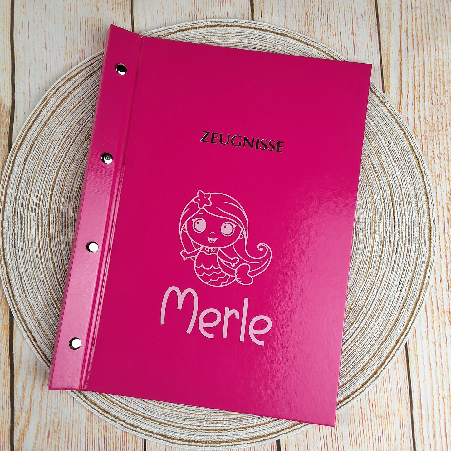 Individuelle Plottdesigns und Veredelung
