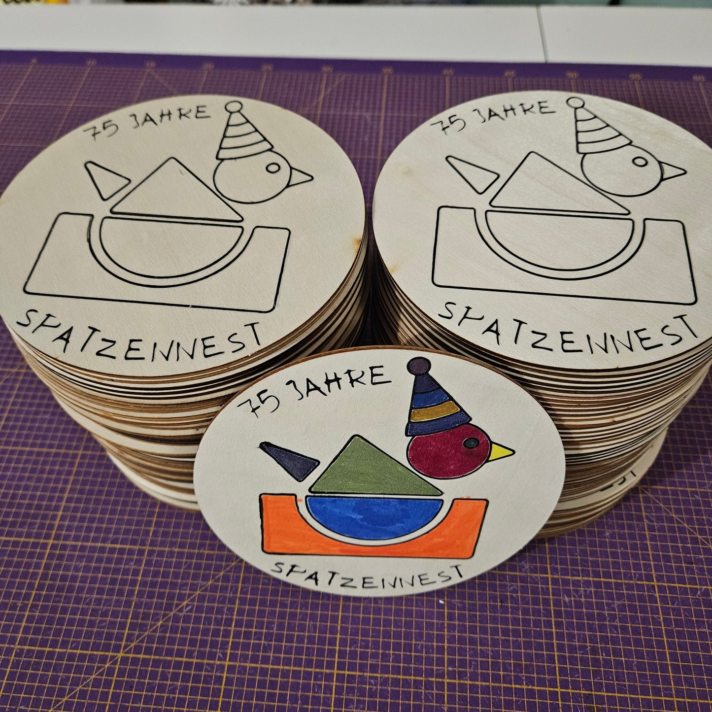 Individuelle Plottdesigns und Veredelung