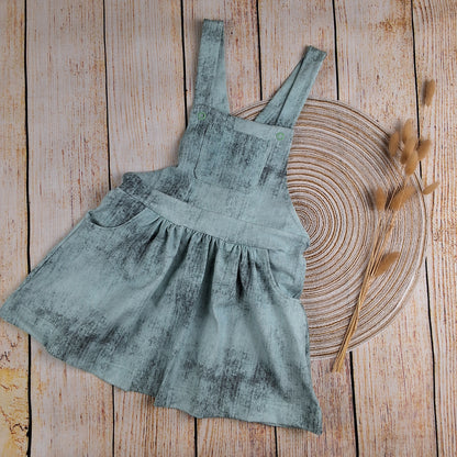 Latzkleid - individuell - Gr. 74/80 bis 158/164